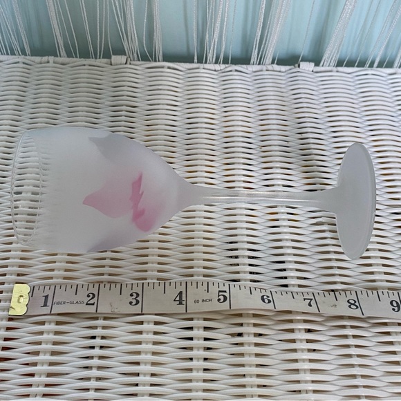 Chevrier Pettigrew Decorative Frosted Pastel Floral Glass and Jug Set - Picture 15 of 17